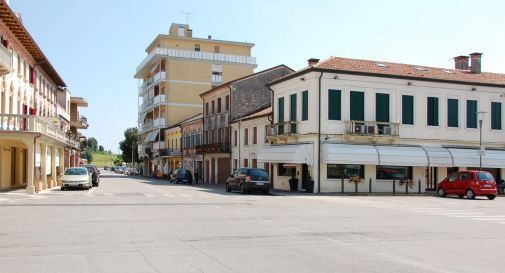 Auto sparisce dall'officina