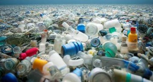 Addio alle microplastiche, dagli Stati Uniti una ricetta sostenibile.