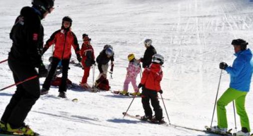 Natale, per sci e snowboard alto tasso infortuni, 'allenare muscoli e cuore'.