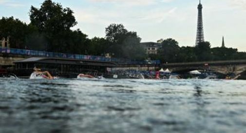 Parigi 2024, Senna di nuovo sporca: annullato allenamento triathlon misto.