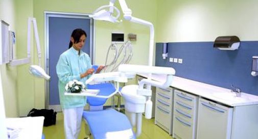 Sanità: rischi da mercurio in amalgama dentale, protocollo per dismissione dell'uso.