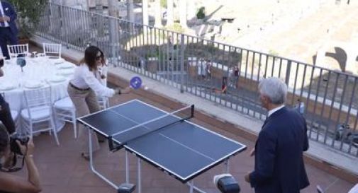 Mondiali master Tennistavolo, sfida fra ministri Abodi e Santanchè e flash mob.